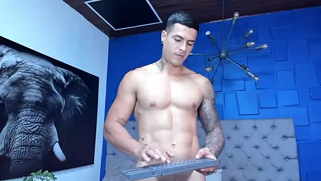 andres-clark92 online show from January 31, 2026, 7:11 pm