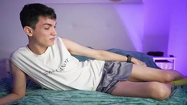 Snapshot of MattyandAiden chatting on February 5, 2026, 6:34 pm MattyandAiden online show from February 5, 2026, 6:34 pm