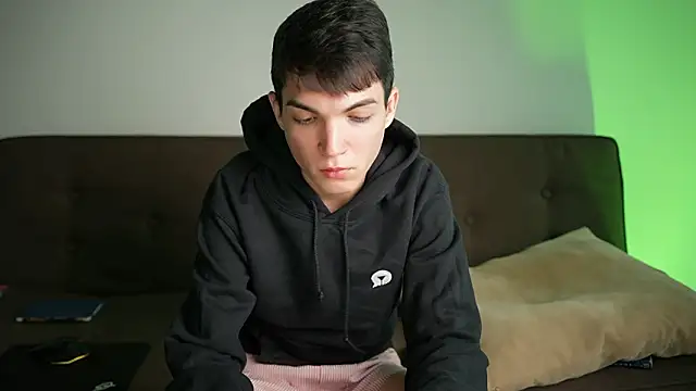 Snapshot of MattyandAiden chatting on February 18, 2026, 5:09 pm MattyandAiden online show from February 18, 2026, 5:09 pm