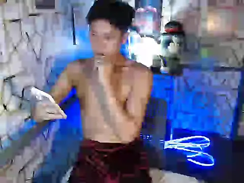 darryl hugecok online show from December 3, 2025, 2:48 pm