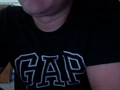 zeusmasterhorny online show from September 30, 2025, 3:33 am