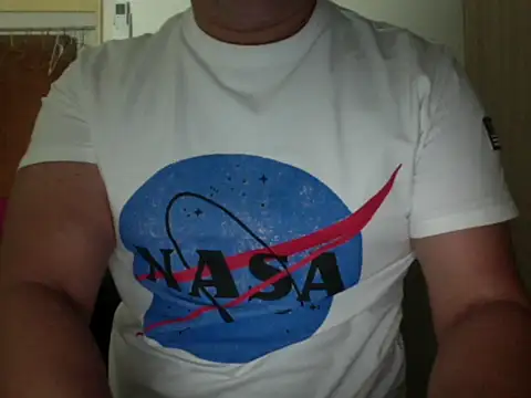 zeusmasterhorny online show from October 7, 2025, 2:53 am