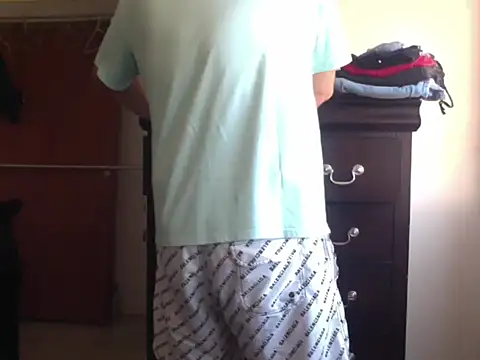 zeusmasterhorny online show from October 11, 2025, 2:04 pm