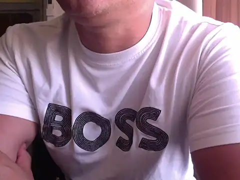 zeusmasterhorny online show from October 16, 2025, 2:51 pm