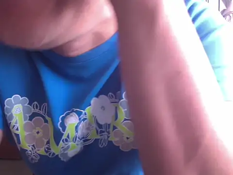 zeusmasterhorny online show from October 18, 2025, 3:13 pm