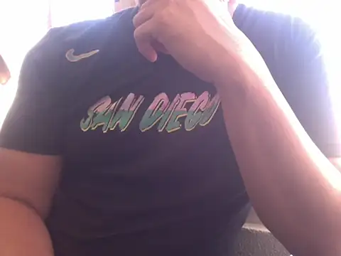 zeusmasterhorny online show from November 3, 2025, 3:13 pm