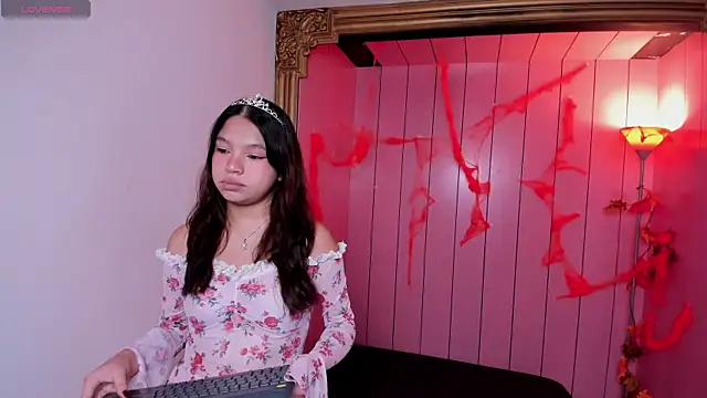 Laurent Scott  online show from October 29, 2025, 12:07 pm