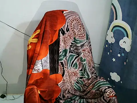 lovely kristine22 online show from April 8, 2026, 3:17 am