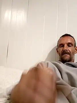 Hungwell1515 online show from October 24, 2025, 2:02 pm