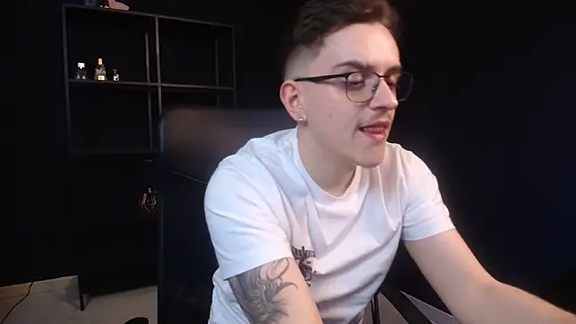 FelixStarkk online show from May 16, 2026, 10:36 am