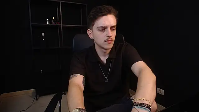 FelixStarkk online show from July 3, 2026, 4:52 am