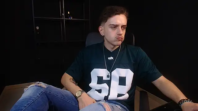 FelixStarkk online show from July 22, 2026, 9:01 am