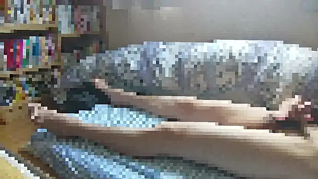 YJUN94031 online show from May 9, 2026, 12:49 am