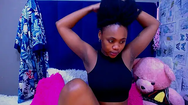 ItsMsBankss02 online show from October 5, 2025, 5:44 pm