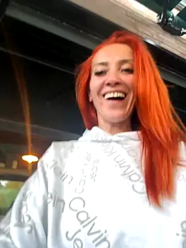 MikaelaBloom online show from October 11, 2025, 4:27 pm