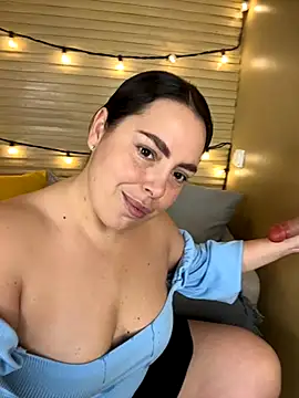 Snapshot of Amalia-Lia chatting on October 30, 2025, 6:26 am Amalia-Lia online show from October 30, 2025, 6:26 am