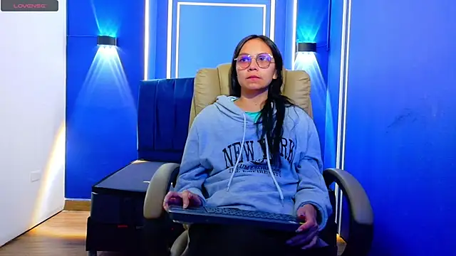 katalina07 1 online show from June 2, 2026, 4:09 pm