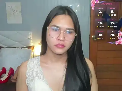 Snapshot of AlianaBlair chatting on October 11, 2025, 2:37 pm AlianaBlair online show from October 11, 2025, 2:37 pm