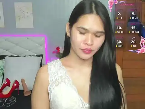 Snapshot of AlianaBlair chatting on October 13, 2025, 2:28 pm AlianaBlair online show from October 13, 2025, 2:28 pm