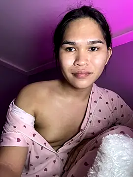 Snapshot of AlianaBlair chatting on November 7, 2025, 2:50 pm AlianaBlair online show from November 7, 2025, 2:50 pm