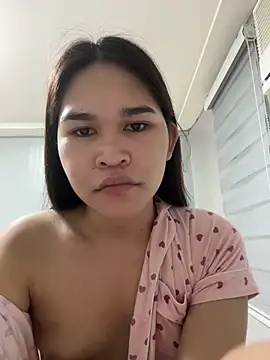 Snapshot of AlianaBlair chatting on November 8, 2025, 11:47 pm AlianaBlair online show from November 8, 2025, 11:47 pm