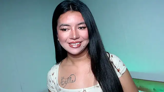 Snapshot of thinker_belle chatting on November 5, 2025, 12:21 am thinker belle online show from November 5, 2025, 12:21 am