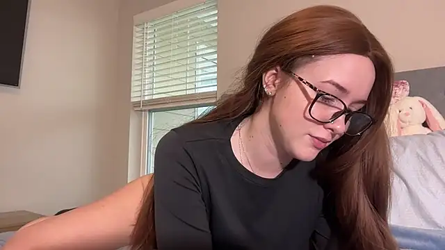 anamira1 online show from April 2, 2026, 3:20 pm