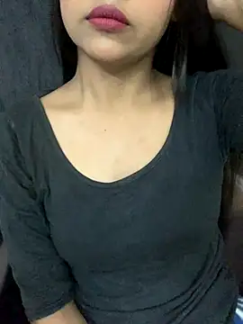 Snapshot of Rashi-48 chatting on October 2, 2025, 6:09 am Rashi-48 online show from October 2, 2025, 6:09 am