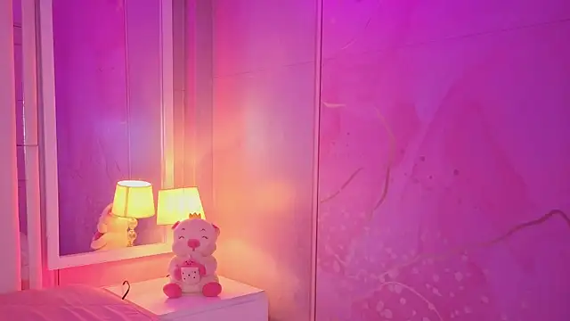 luna hot ass online show from April 11, 2026, 8:46 pm