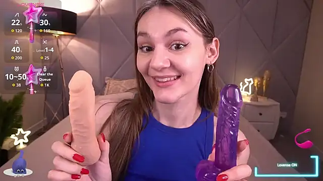 DiamondGoldie online show from November 25, 2025, 2:06 pm