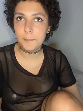 Snapshot of OliviaWild_ chatting on May 21, 2026, 2:18 am OliviaWild online show from May 21, 2026, 2:18 am