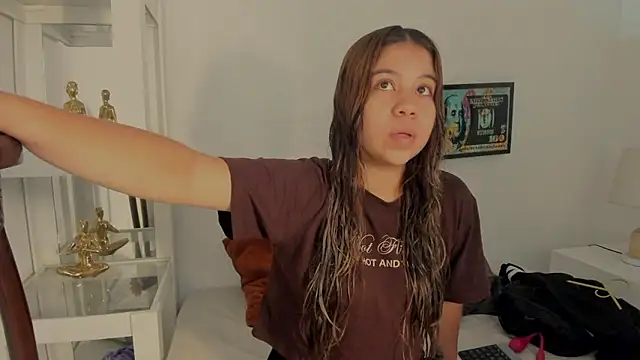 MafeStar777 online show from January 7, 2026, 5:15 pm