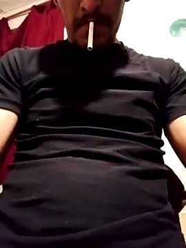 Snapshot of Golonzo1996 chatting on October 27, 2025, 11:31 pm Golonzo1996 online show from October 27, 2025, 11:31 pm