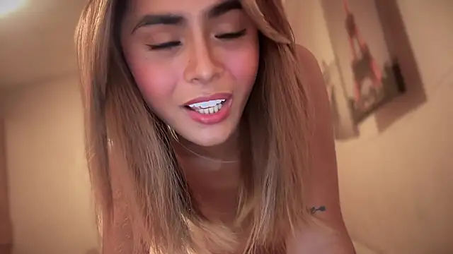 sabrina cutieee69 online show from April 17, 2026, 7:22 am