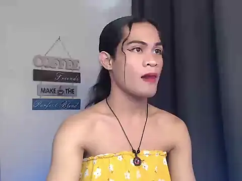 bellalot online show from November 7, 2025, 8:25 am