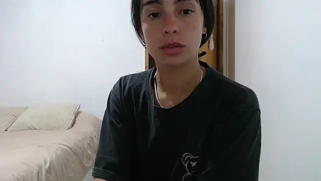 8venus8 online show from November 24, 2025, 12:10 am