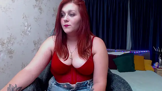 Alisawoods  online show from September 19, 2025, 6:30 pm