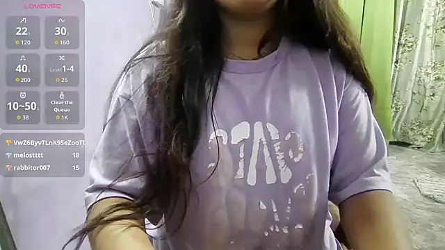 Snapshot of Naina_007 chatting on October 1, 2025, 6:58 pm Naina 007 online show from October 1, 2025, 6:58 pm