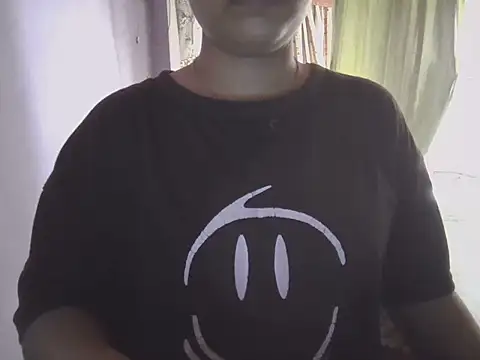 Snapshot of Naina_007 chatting on October 5, 2025, 10:13 am Naina 007 online show from October 5, 2025, 10:13 am