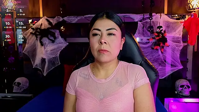 Aniajoness  online show from October 23, 2025, 4:01 am