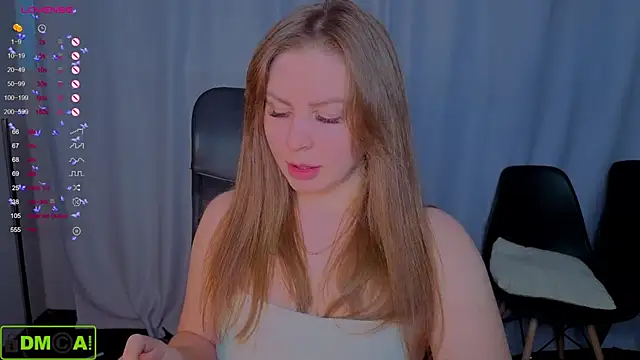 MikaBloom online show from November 17, 2025, 2:17 am