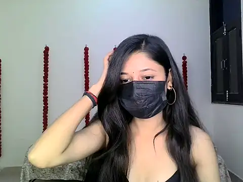 Snapshot of GUDIYA_BAB chatting on November 2, 2025, 6:05 am GUDIYA BAB online show from November 2, 2025, 6:05 am