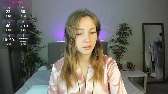 Luna G0ld online show from October 10, 2025, 11:04 pm