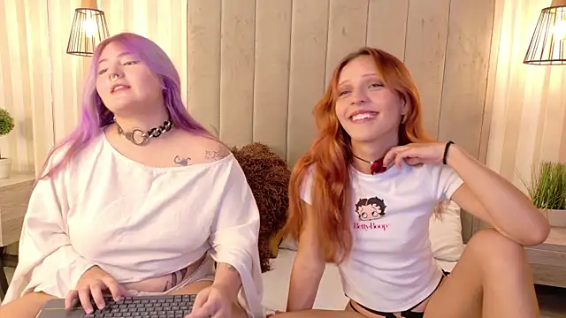 SukiandNaomi online show from November 10, 2025, 8:24 am