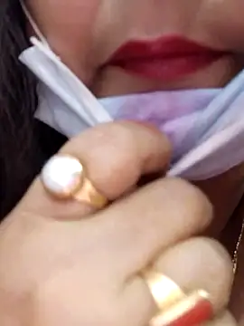 nisha 1110 online show from October 7, 2025, 10:12 am