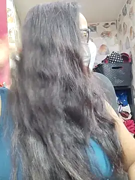 nisha 1110 online show from April 11, 2026, 3:38 pm