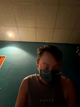 Snapshot of Rmangotw chatting on October 30, 2025, 3:57 pm Rmangotw online show from October 30, 2025, 3:57 pm