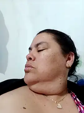 yaneth  online show from December 20, 2025, 1:12 am