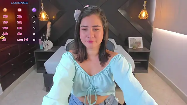 amber blisss online show from October 11, 2025, 12:47 pm