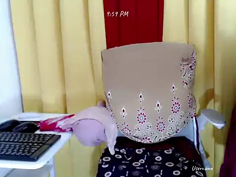 nesianhottits online show from May 24, 2026, 2:00 pm